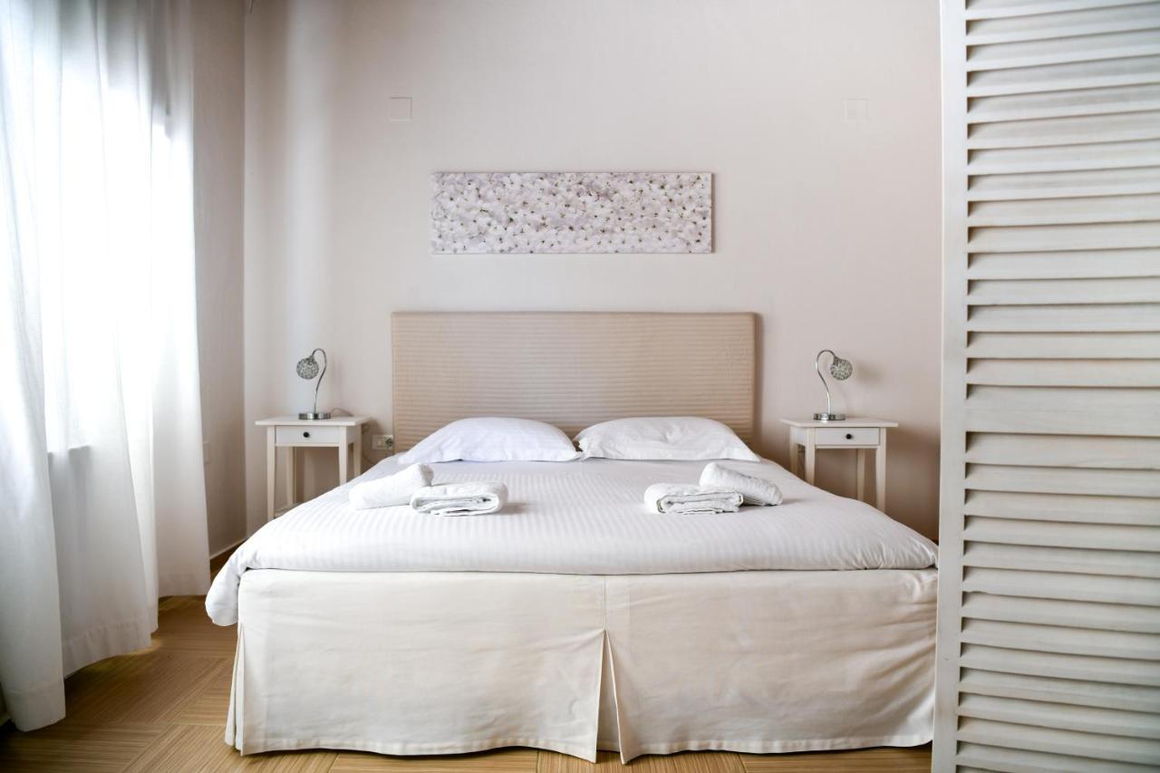 Serenity Luxury Villa, Skiathos Ayía Paraskeví Exterior foto