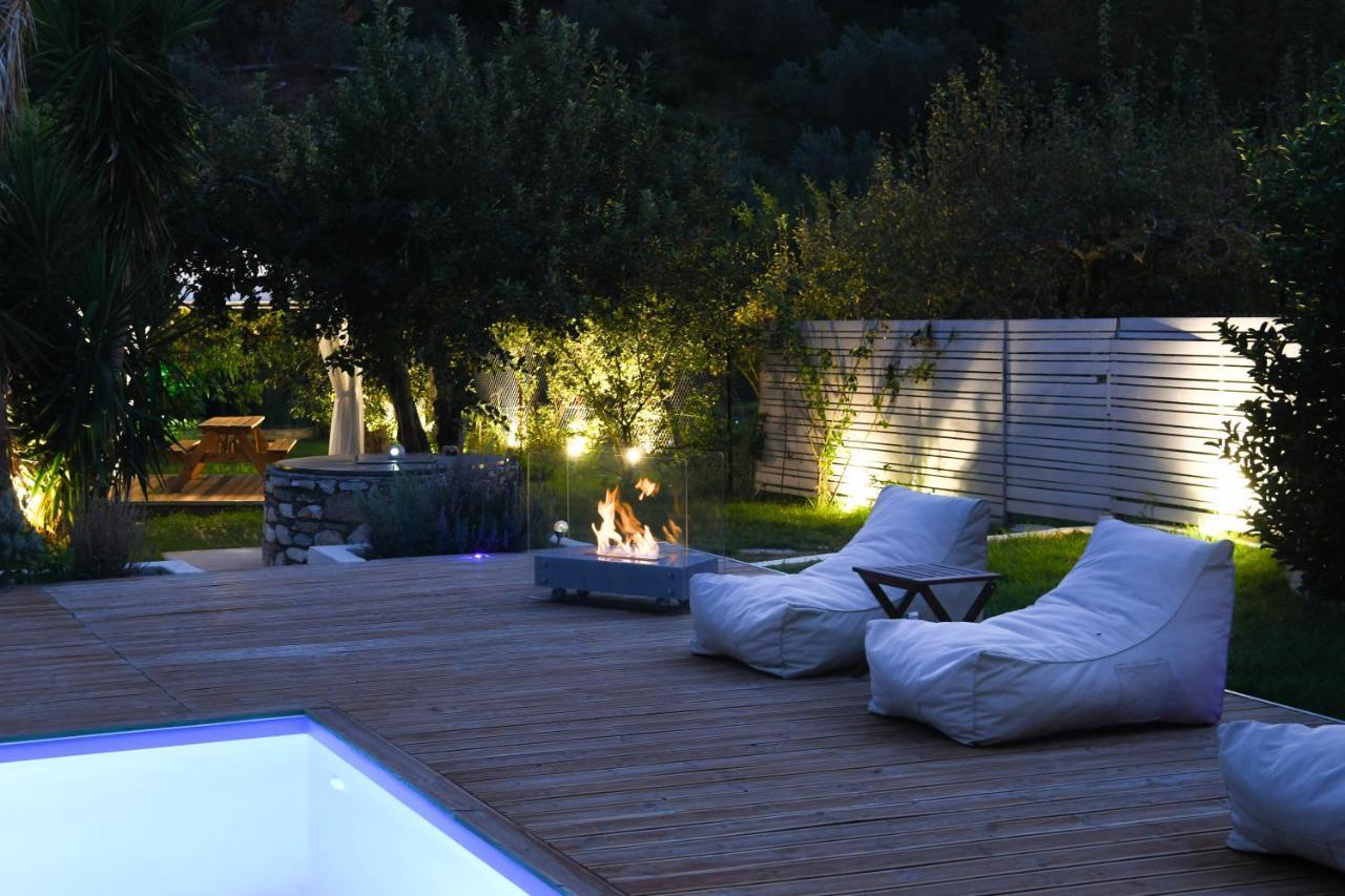 Serenity Luxury Villa, Skiathos Ayía Paraskeví Exterior foto